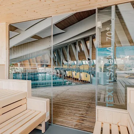 Отель Express & By Ihg Эльванген