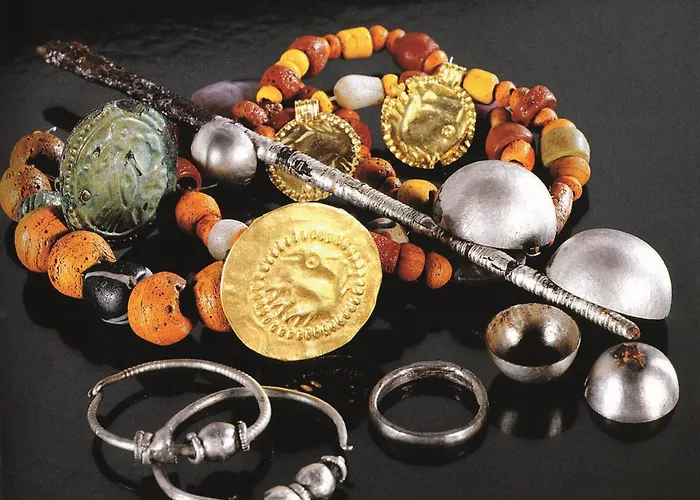 Express & By Ihg Hotel